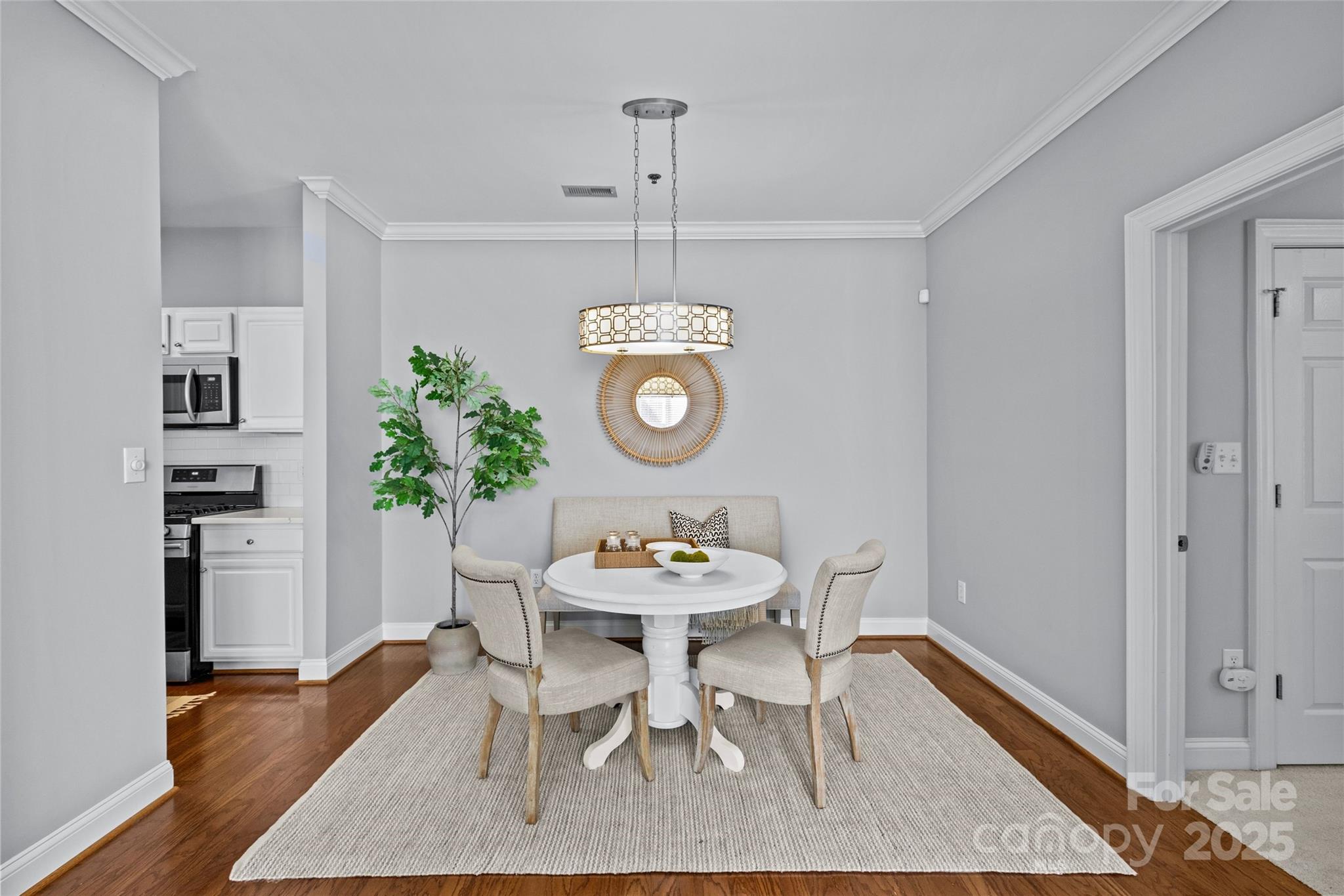 5601 Fairview Road, Unit 24 Charlotte, NC 28209 - Photo 15 of 38 a dining room with furniture and window