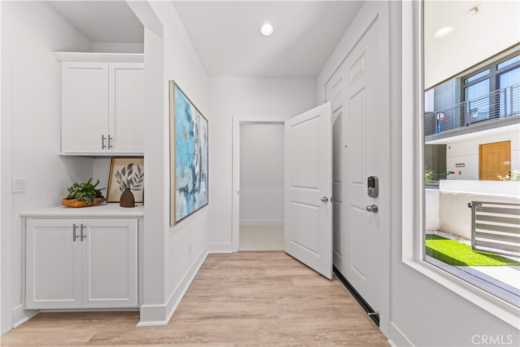 152 Keeper Irvine, CA 92618 - Photo 7 of 51