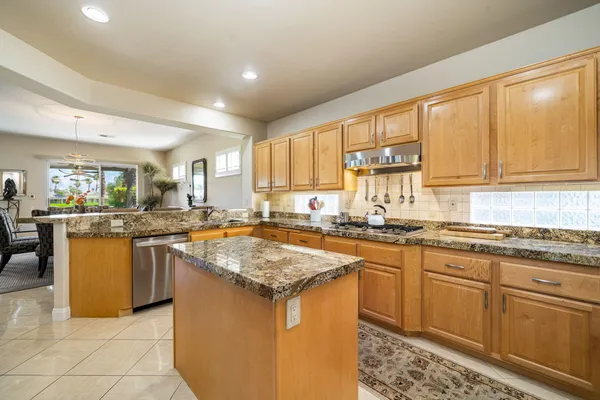 $4,200 | 78328 Calle Las Ramblas, La Quinta, CA 92253