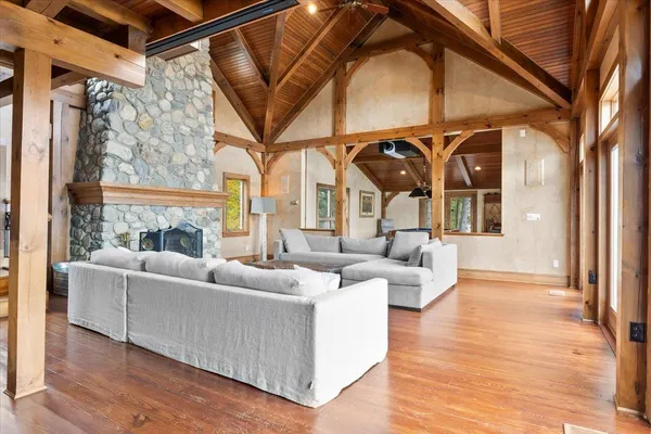 $2,225,000 | 1926 West Lake Road, Wells, VT 05774