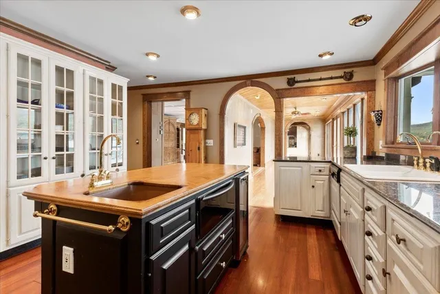 $2,225,000 | 1926 West Lake Road, Wells, VT 05774