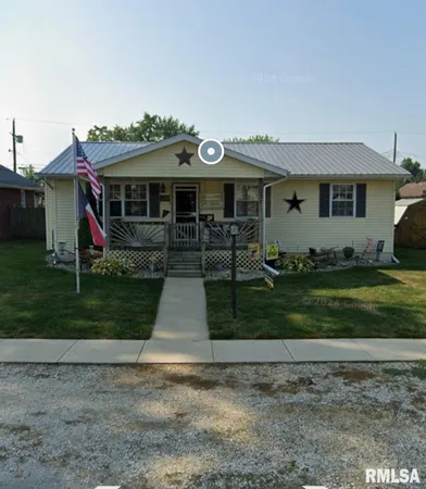 $139,900 | 126 East Randolph Street, Roodhouse, IL 62082