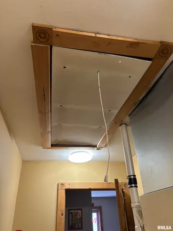 $139,900 | 126 East Randolph Street, Roodhouse, IL 62082