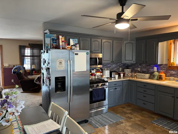 $139,900 | 126 East Randolph Street, Roodhouse, IL 62082