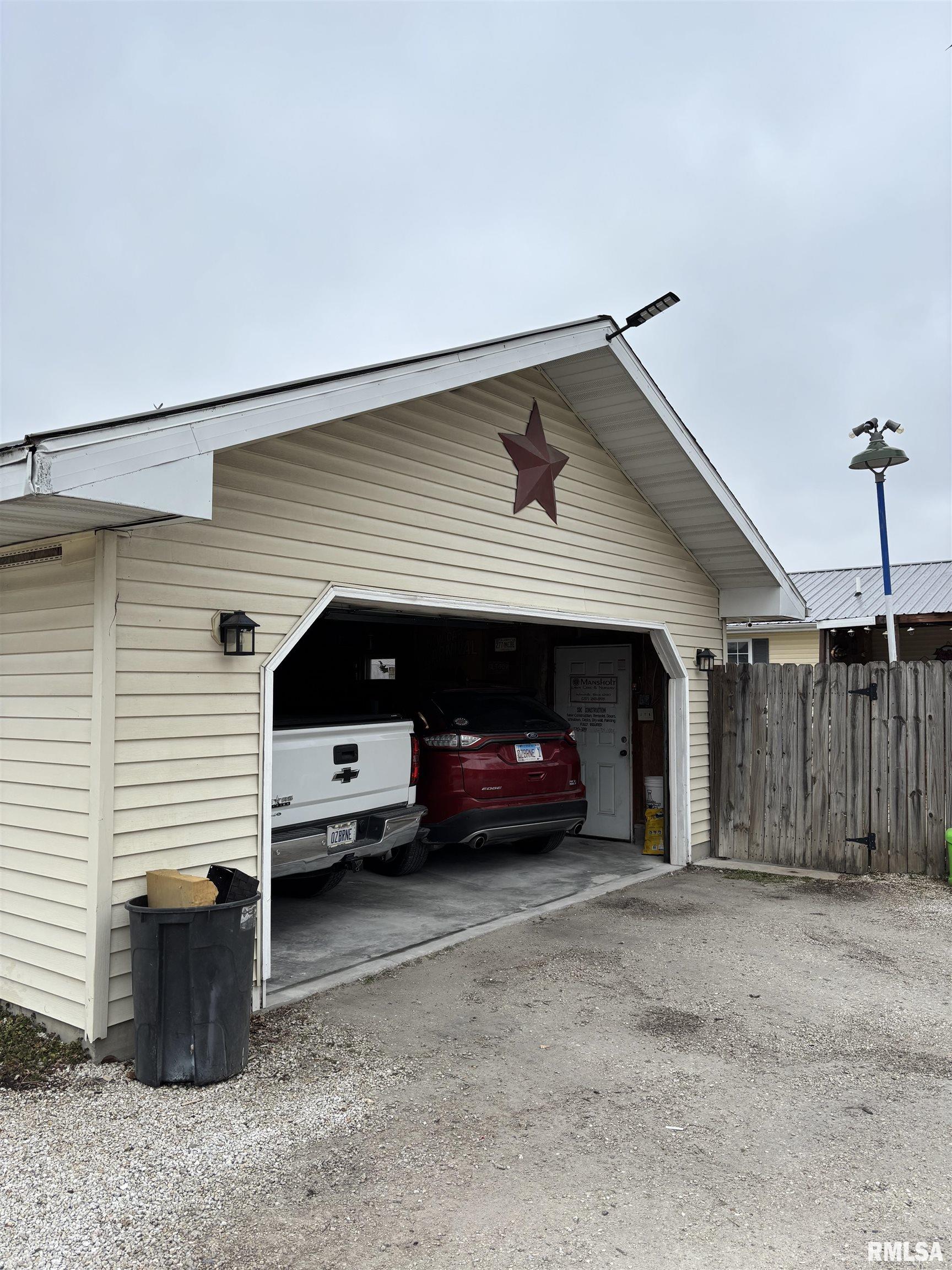 126 East Randolph Street Roodhouse, IL 62082 - Photo 35 of 51