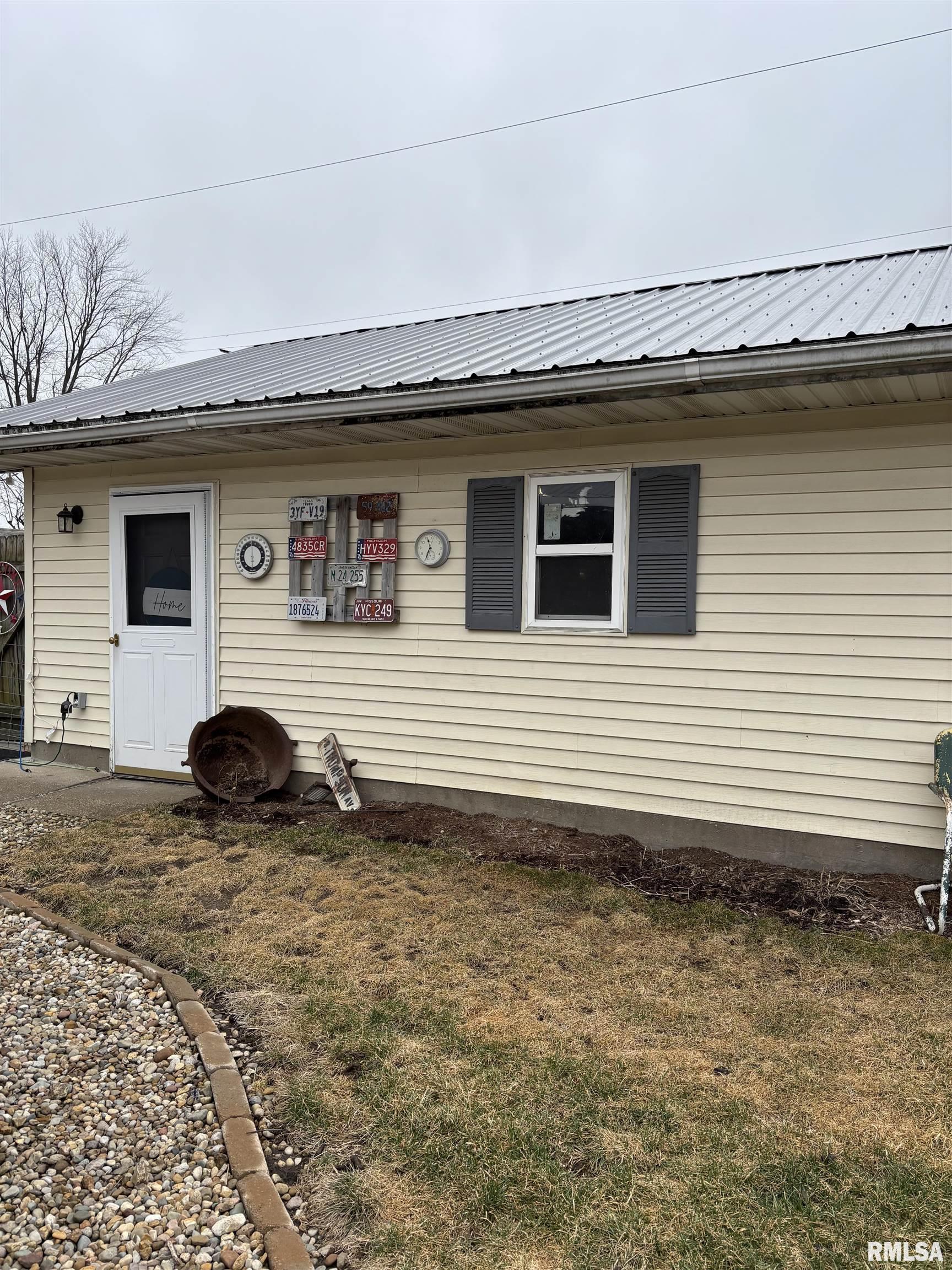 126 East Randolph Street Roodhouse, IL 62082 - Photo 38 of 51