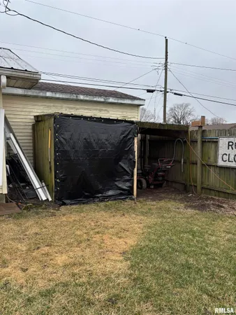 $139,900 | 126 East Randolph Street, Roodhouse, IL 62082