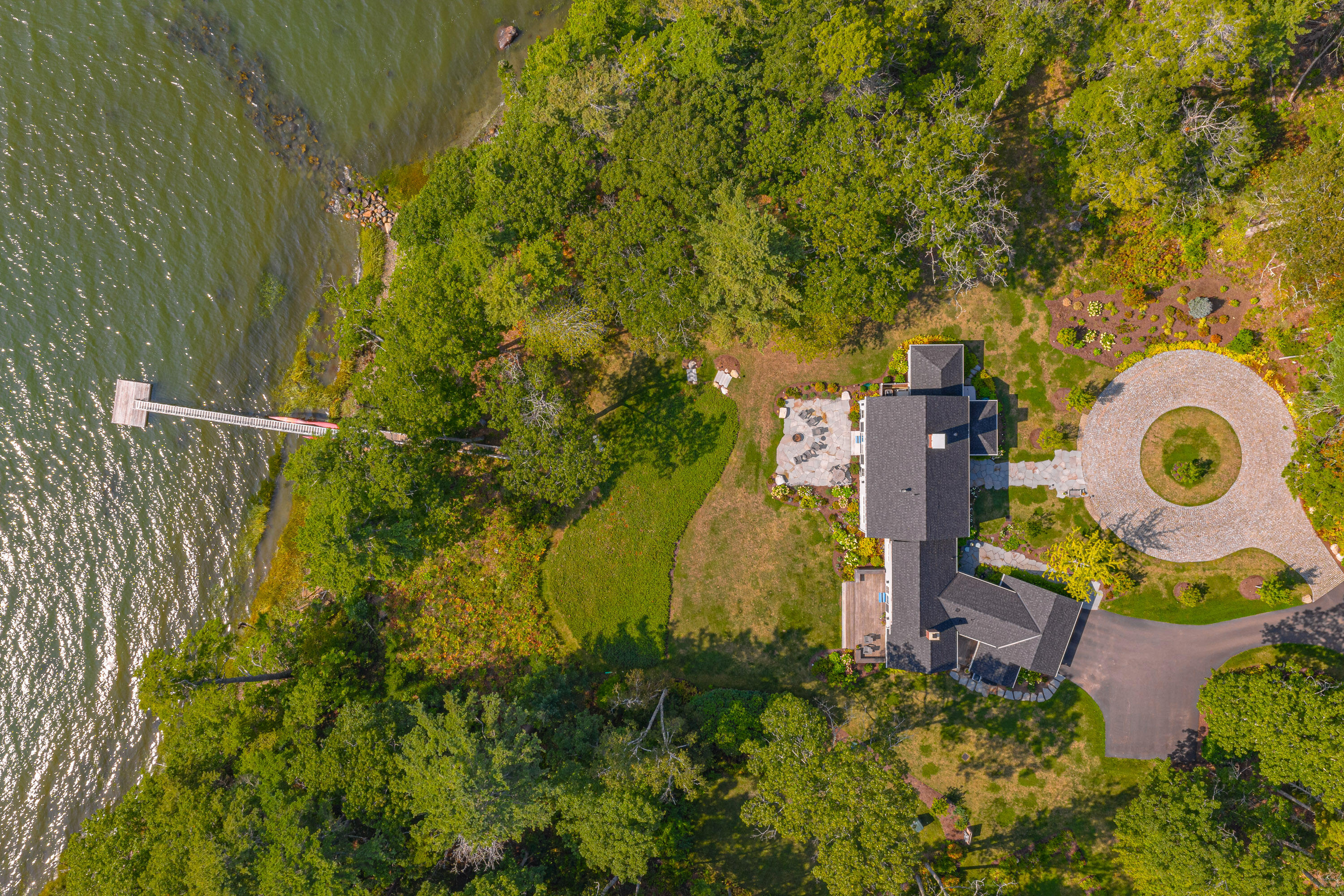 16_650 Mere Point Rd_MorneauStudios_Prin
