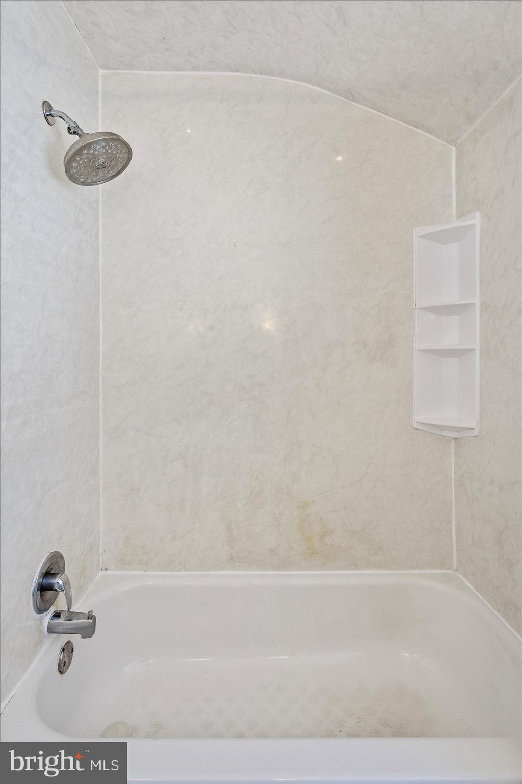 2711 Moorgate Road Dundalk, MD 21222 - Photo 31 of 36