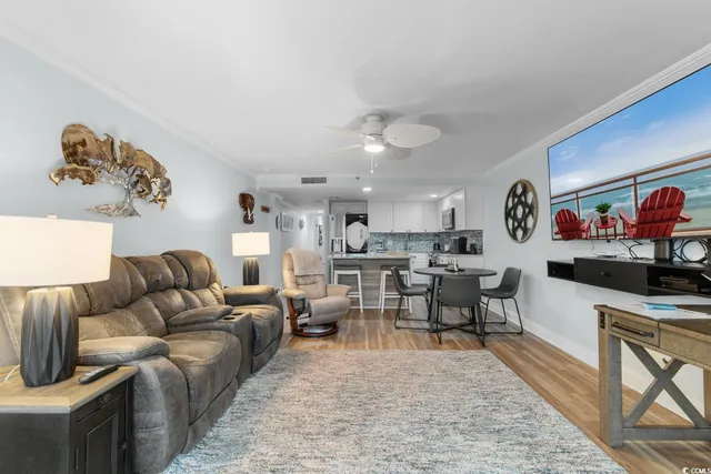 $259,900 | 5511 North Ocean Boulevard, Unit 902, Myrtle Beach, SC 29577