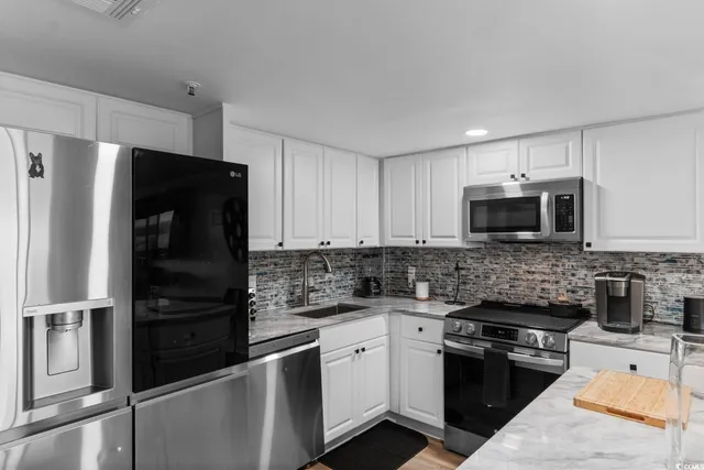 $259,900 | 5511 North Ocean Boulevard, Unit 902, Myrtle Beach, SC 29577