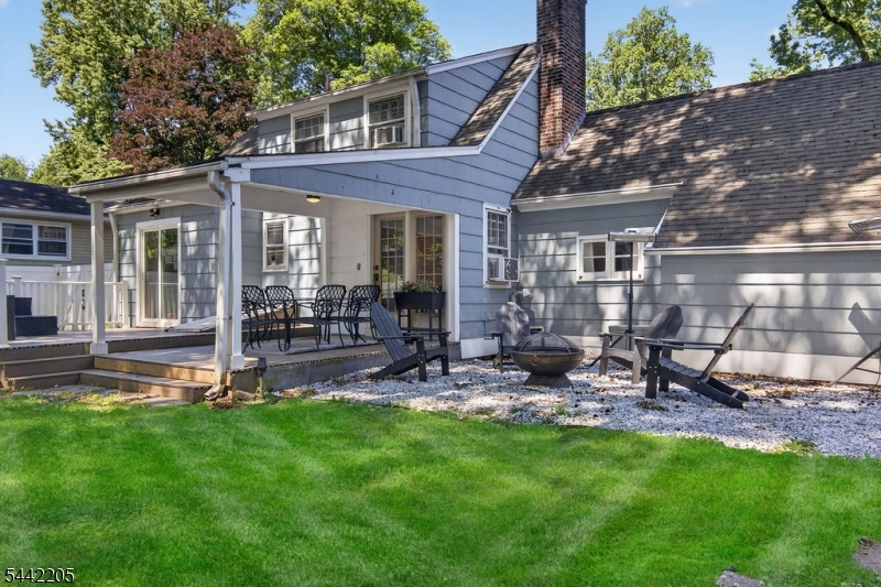 2160 Raritan Road Scotch Plains, NJ 07076 - Photo 27 of 33