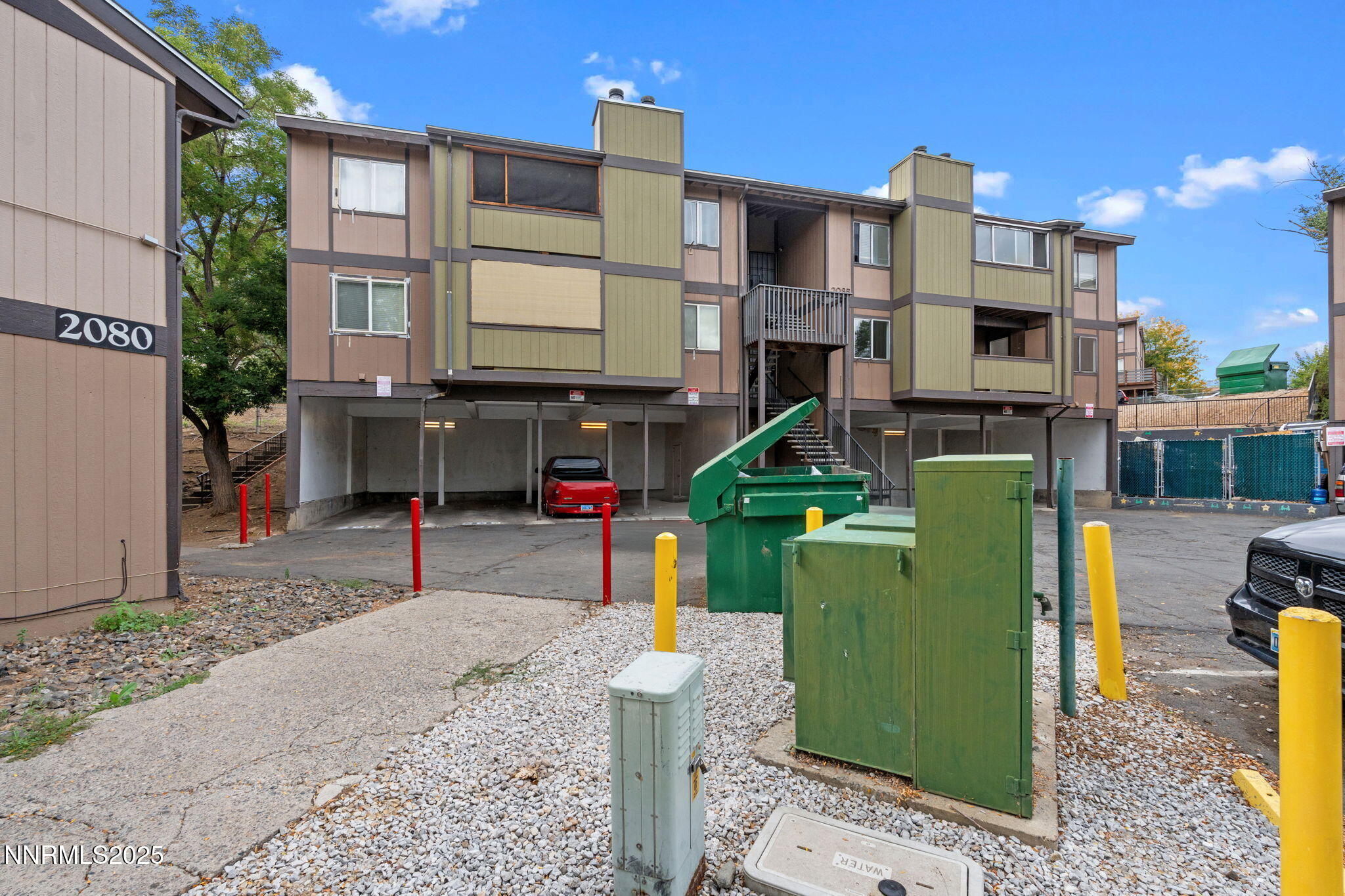 2085 Highview Court, Unit 2 Reno, NV 89512 - Photo 3 of 26 a view of a house with a backyard