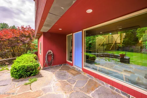 $4,500,000 | 729 Hewins Street, Sheffield, MA 01257