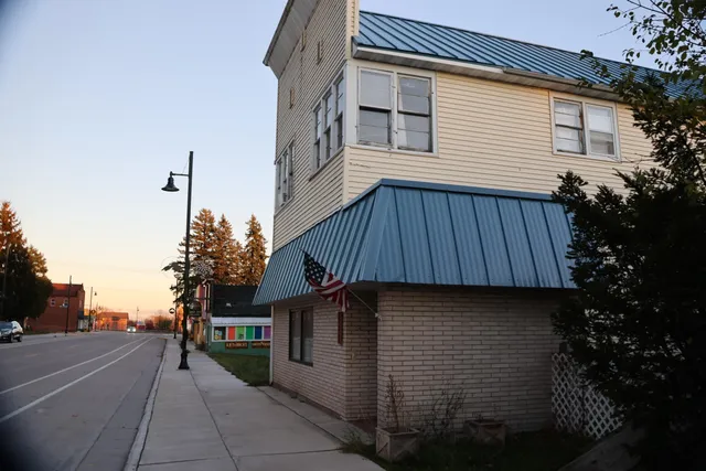 $341,900 | 324 West Bayfield Street, Washburn, WI 54891