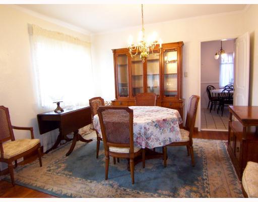 223 Castlegate Road Forest Hills, PA 15221 - Photo 4 of 18 Dining Room.