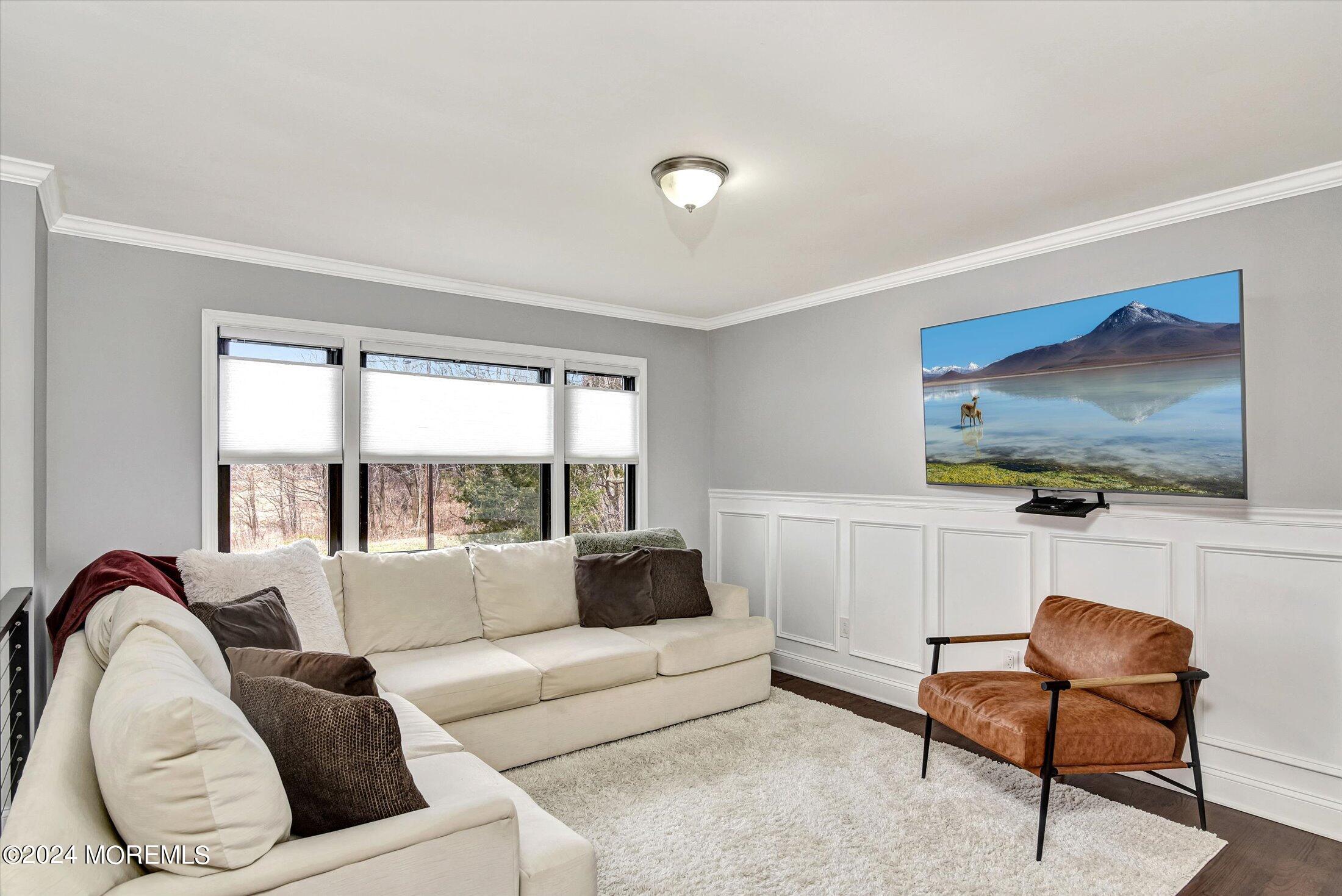 144 Conover Road Morganville, NJ 07751 - Photo 13 of 33 04-Living Room