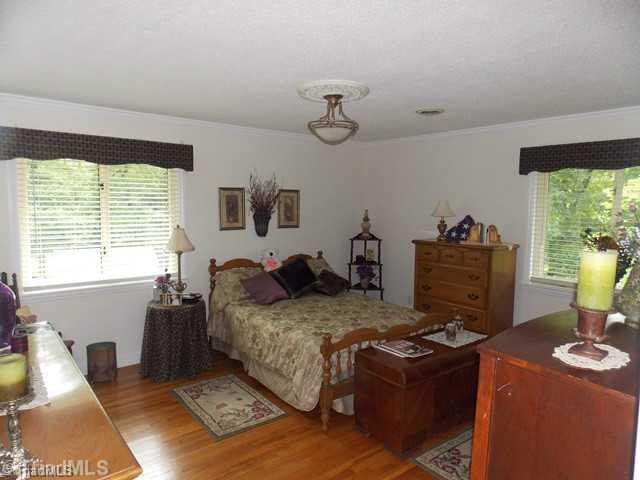 5521 Birch Ridge Road Greensboro, NC 27405 - Photo 14 of 14 2nd Bedroom.