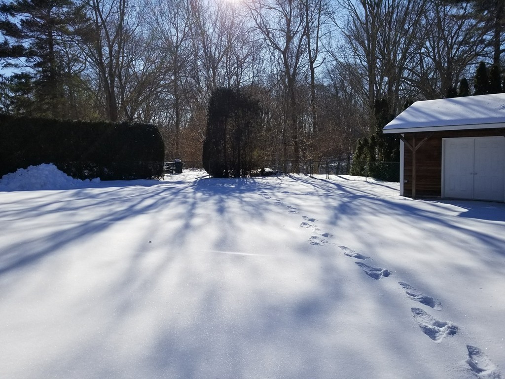 124 Lower Gore Road Webster, MA 01570 - Photo 25 of 30