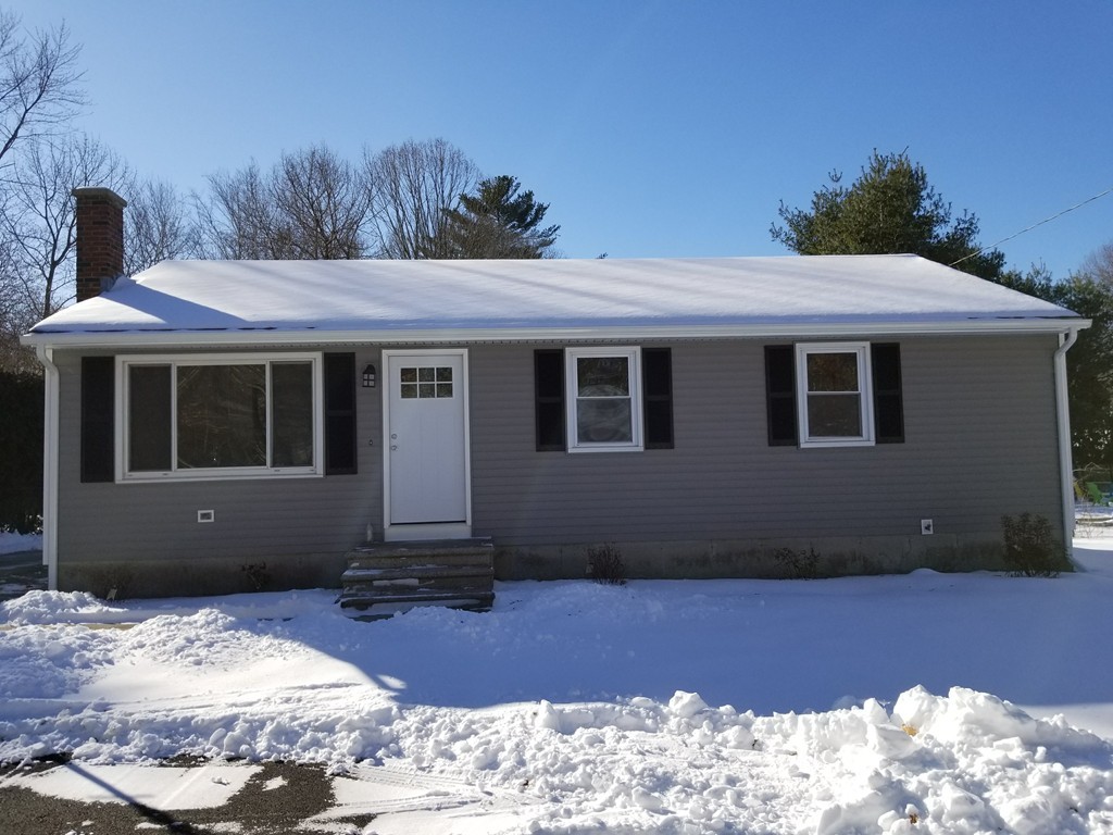 124 Lower Gore Road Webster, MA 01570 - Photo 3 of 30