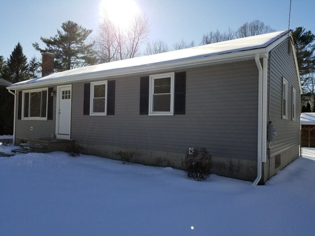 124 Lower Gore Road Webster, MA 01570 - Photo 5 of 30