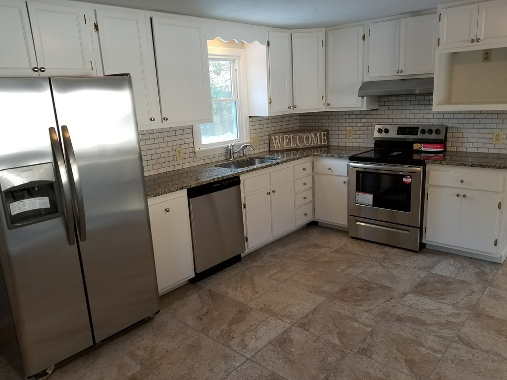 124 Lower Gore Road Webster, MA 01570 - Photo 7 of 30