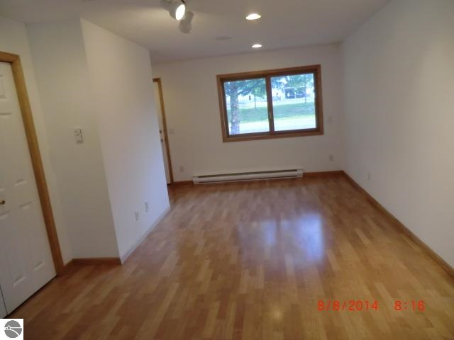 4975 Silver Pines Road Traverse City, MI 49685 - Photo 9 of 19 1788894-8.JPG