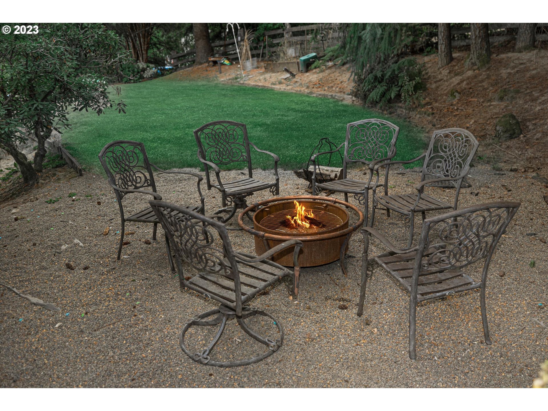 18395 South Henrici Road Oregon City, OR 97045 - Photo 17 of 29 Gallery Image 17