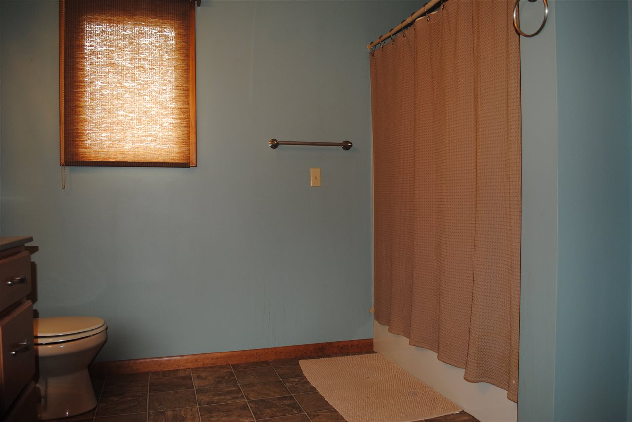 1304 East 46 Road Cadillac, MI 49601 - Photo 33 of 43 1801866-32.JPG