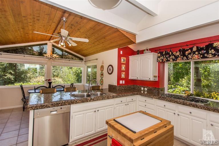 11942 Pradera Road Camarillo, CA 93012 - Photo 17 of 52 Additional Photo