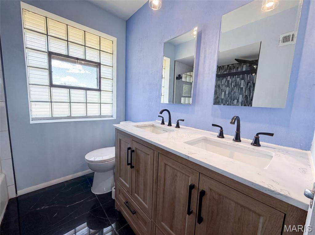 9641 Halls Ferry Road St. Louis, MO 63136 - Photo 13 of 20