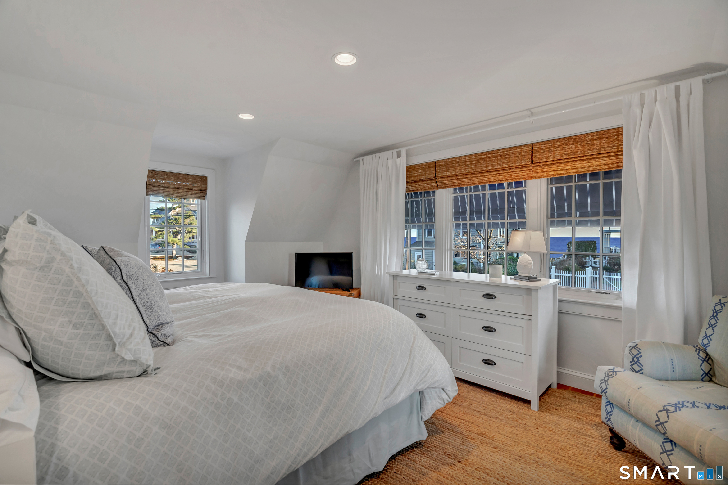 165 Middle Beach Road Madison, CT 06443 - Photo 9 of 14
