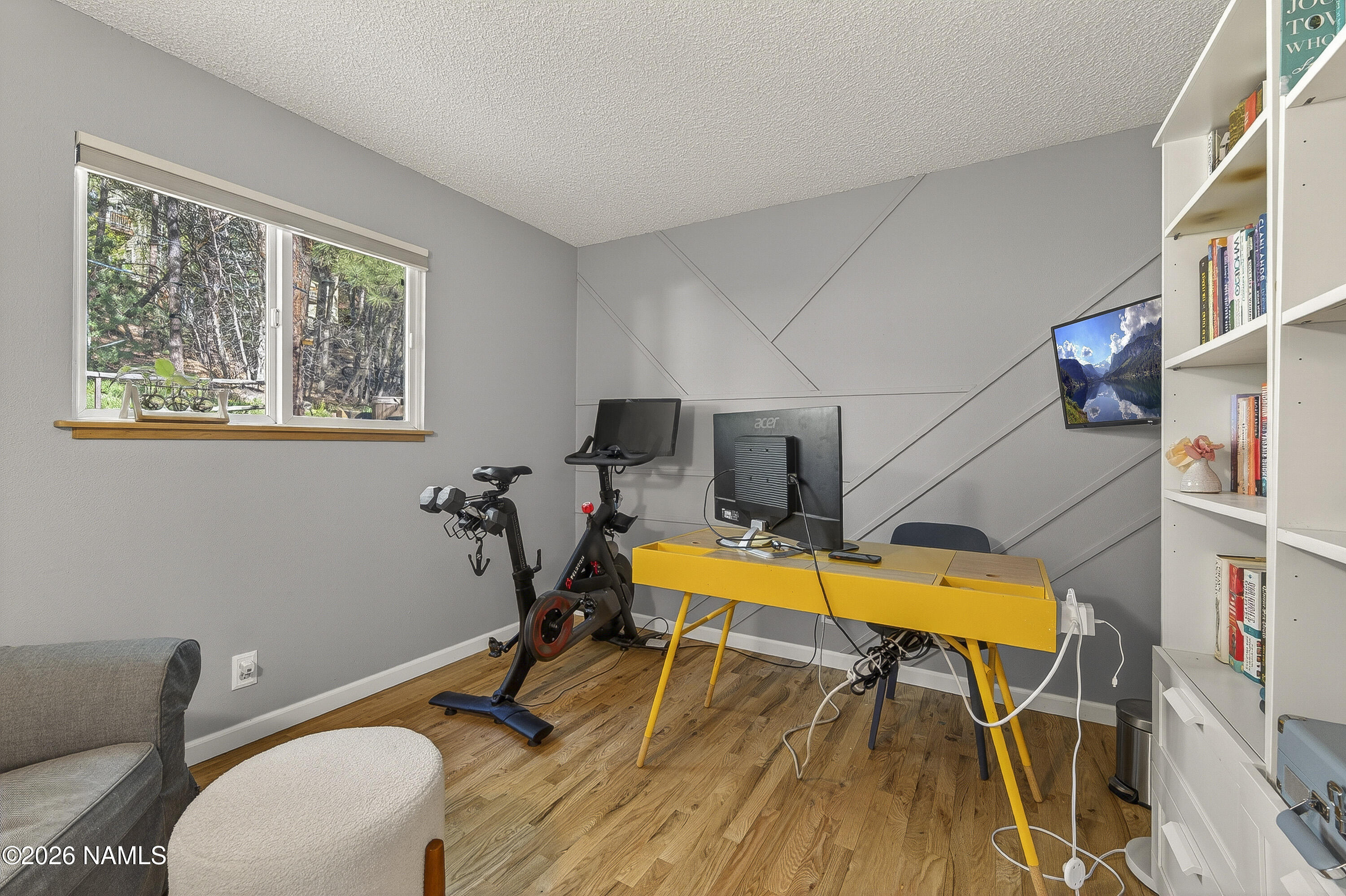 910 North Turquoise Drive Flagstaff, AZ 86001 - Photo 24 of 39 Bedroom 3