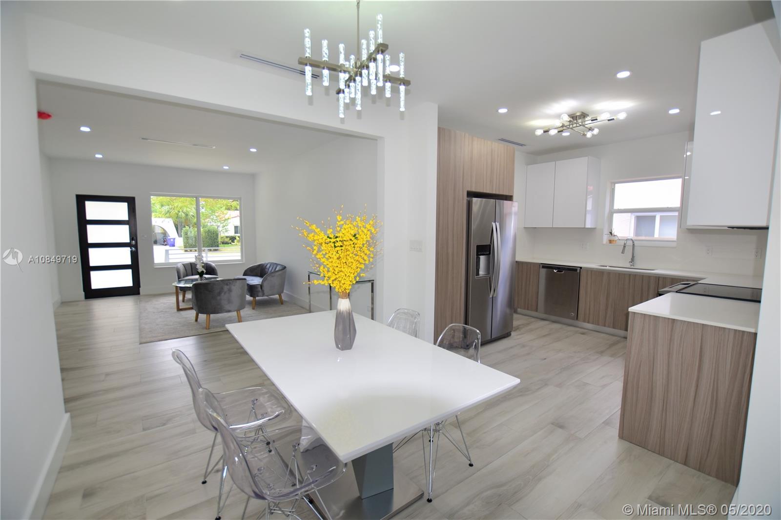 415 Southwest 30th Road Miami, FL 33129 - Photo 13 of 39