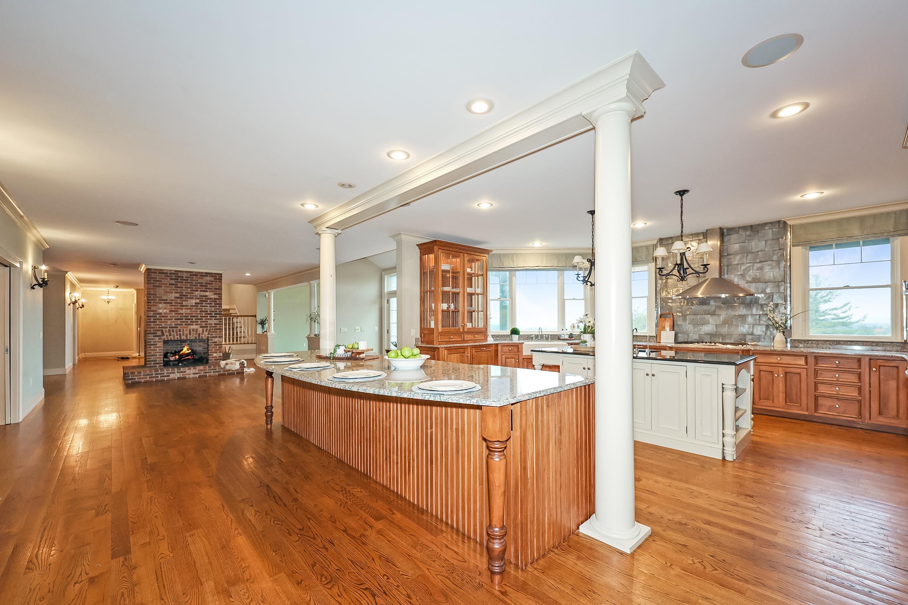 18 Grant Drive Bedford, NH 03110 - Photo 15 of 40