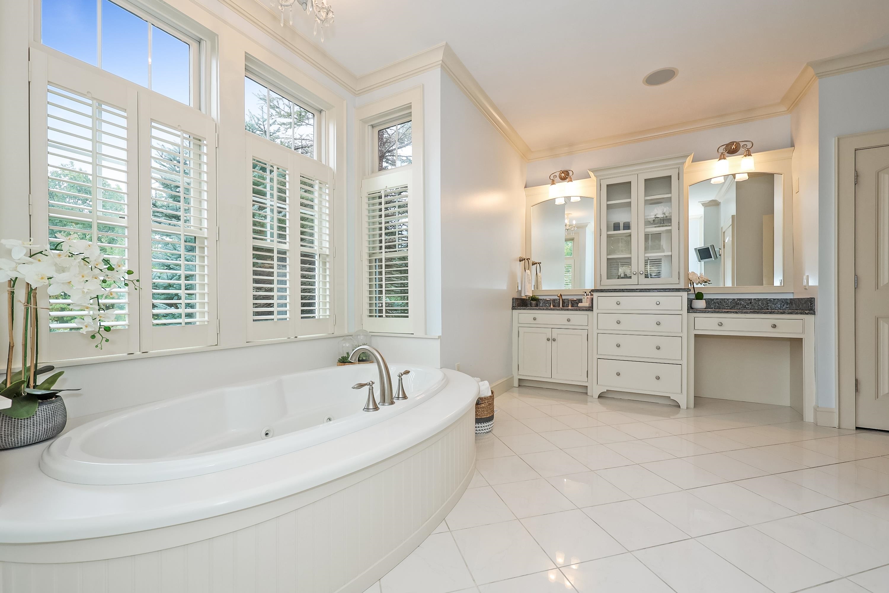 18 Grant Drive Bedford, NH 03110 - Photo 19 of 40