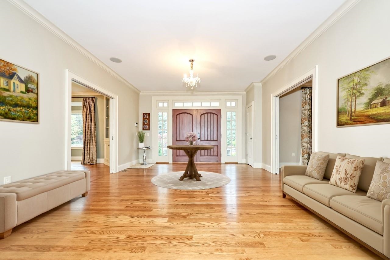 18 Grant Drive Bedford, NH 03110 - Photo 8 of 40