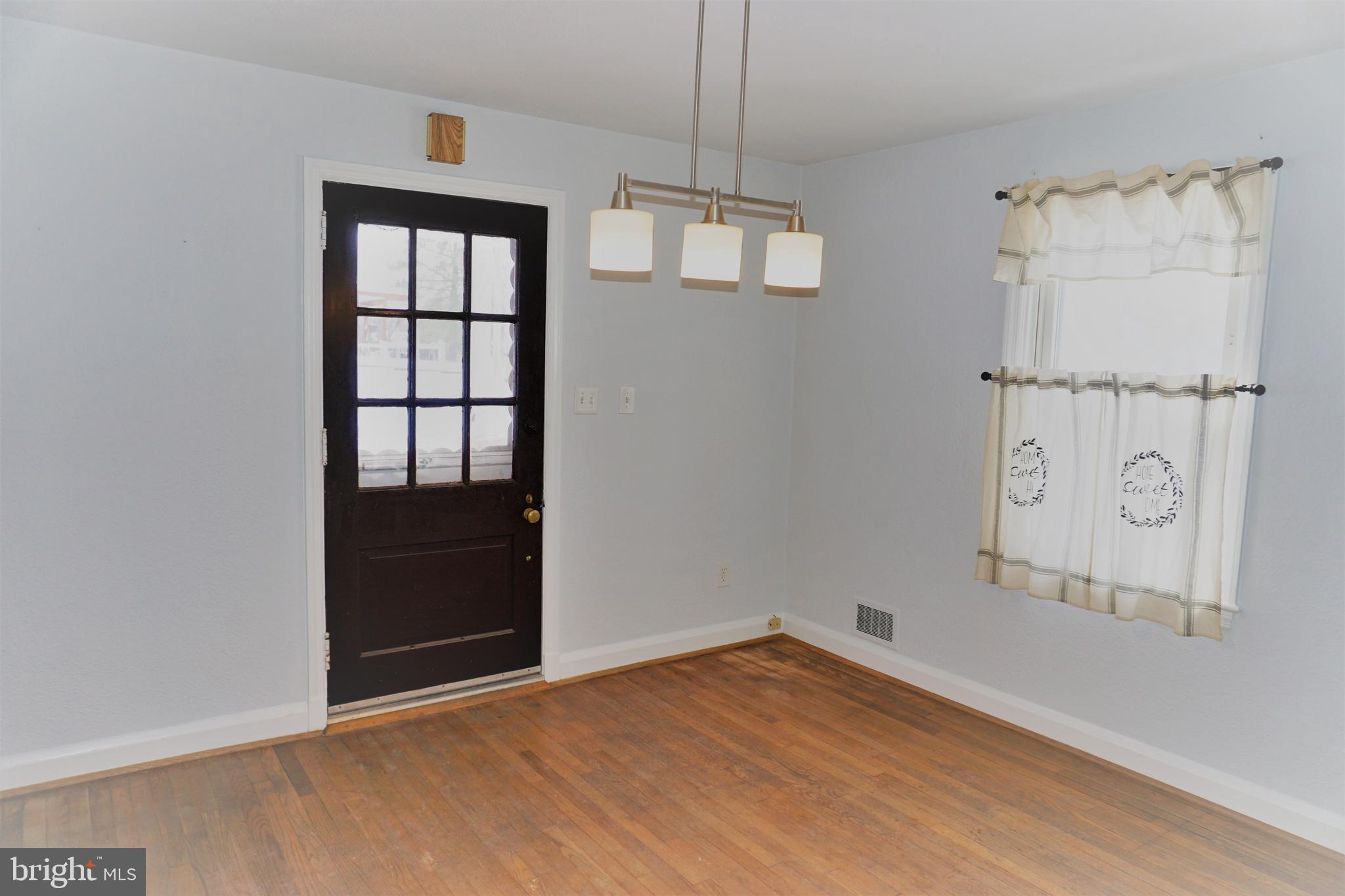 5004 Waterloo Road Ellicott City, MD 21043 - Photo 15 of 44 Gallery Image 15