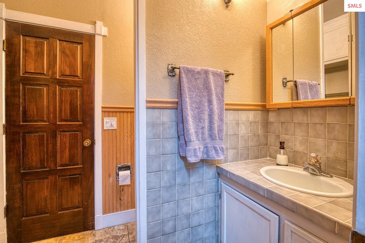 2298 Selkirk Road Sandpoint, ID 83864 - Photo 16 of 51 Gallery Image 16