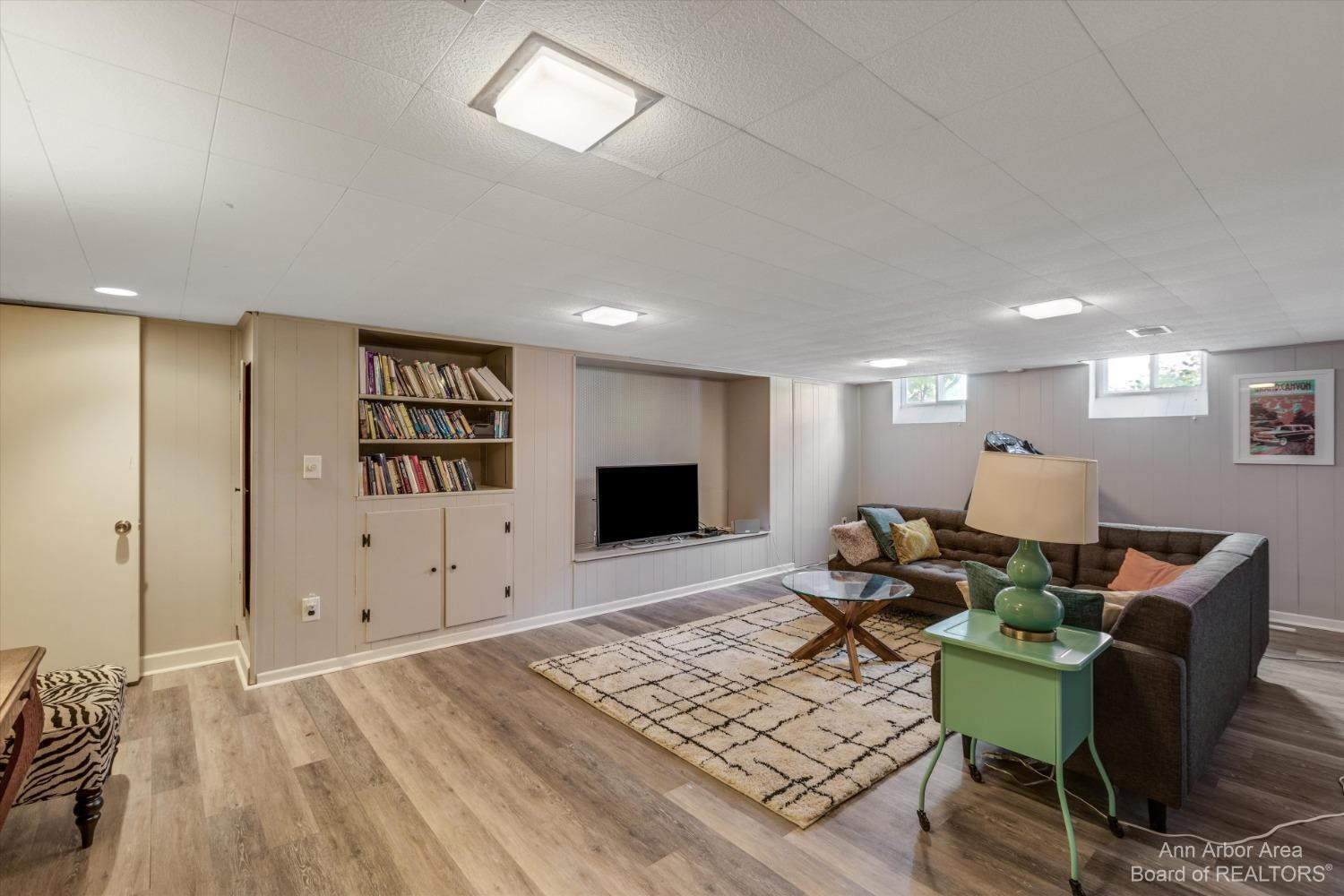 2777 Colony Road Ann Arbor, MI 48104 - Photo 31 of 41 Photo 31
