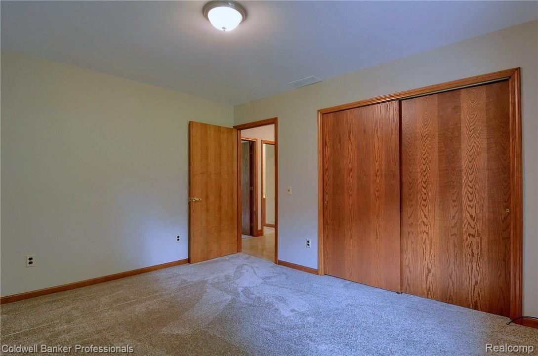 25452 Johns Road South Lyon, MI 48178 - Photo 23 of 34 023-2nd_Bedroom_2nd_View.jpg