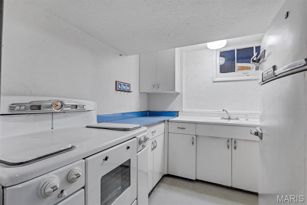 103 Thoroughman Avenue Ferguson, MO 63135 - Photo 20 of 23