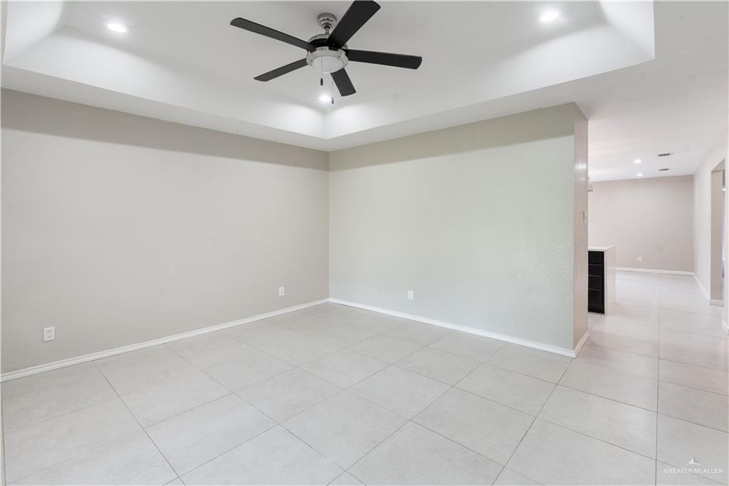 2401 South Jackson Road, Unit 29 Pharr, TX 78577 - Photo 2 of 14