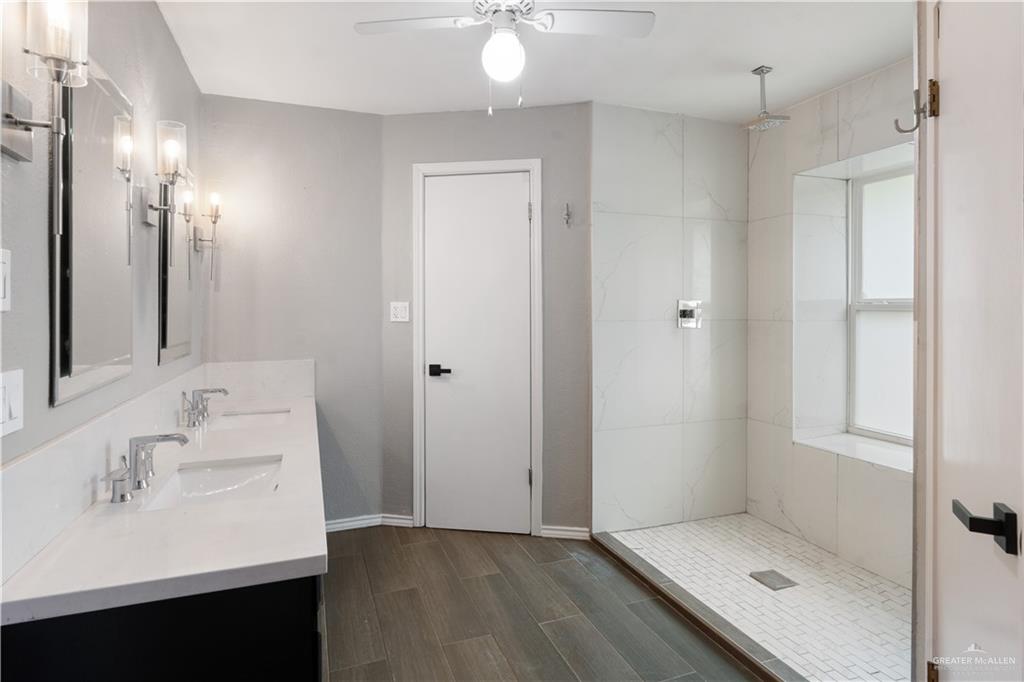 2401 South Jackson Road, Unit 29 Pharr, TX 78577 - Photo 7 of 14