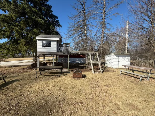 $279,900 | 28 South Willoway, North Aurora, IL 60542