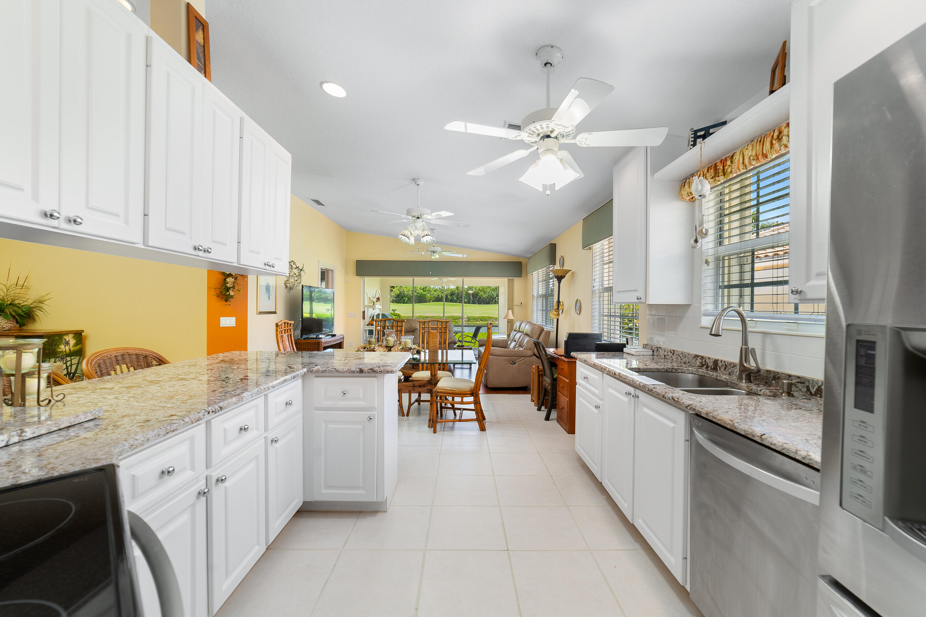 1056 Southwest Balmoral Trace Stuart, FL 34997 - Photo 6 of 32 _DSC4829