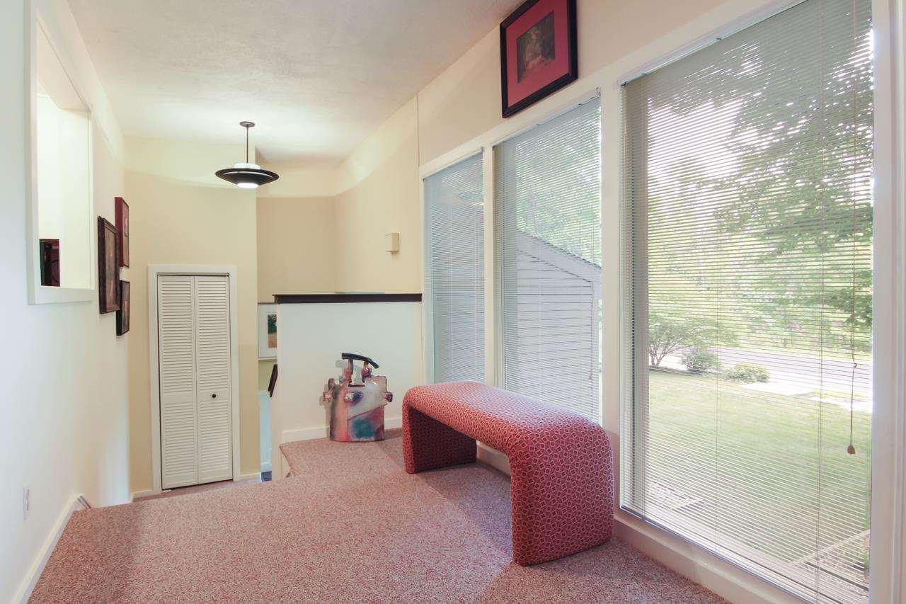 10169 South Bow Road Maple City, MI 49664 - Photo 13 of 55 1892811-12.JPG