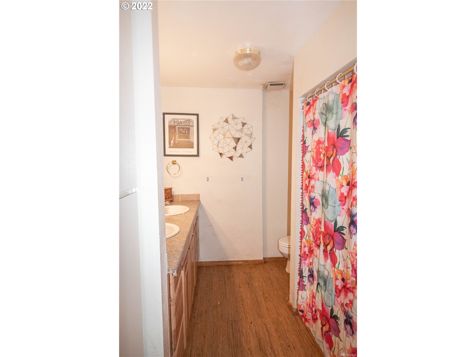 1990 Coal Creek Road Longview, WA 98632 - Photo 13 of 24 Gallery Image 13