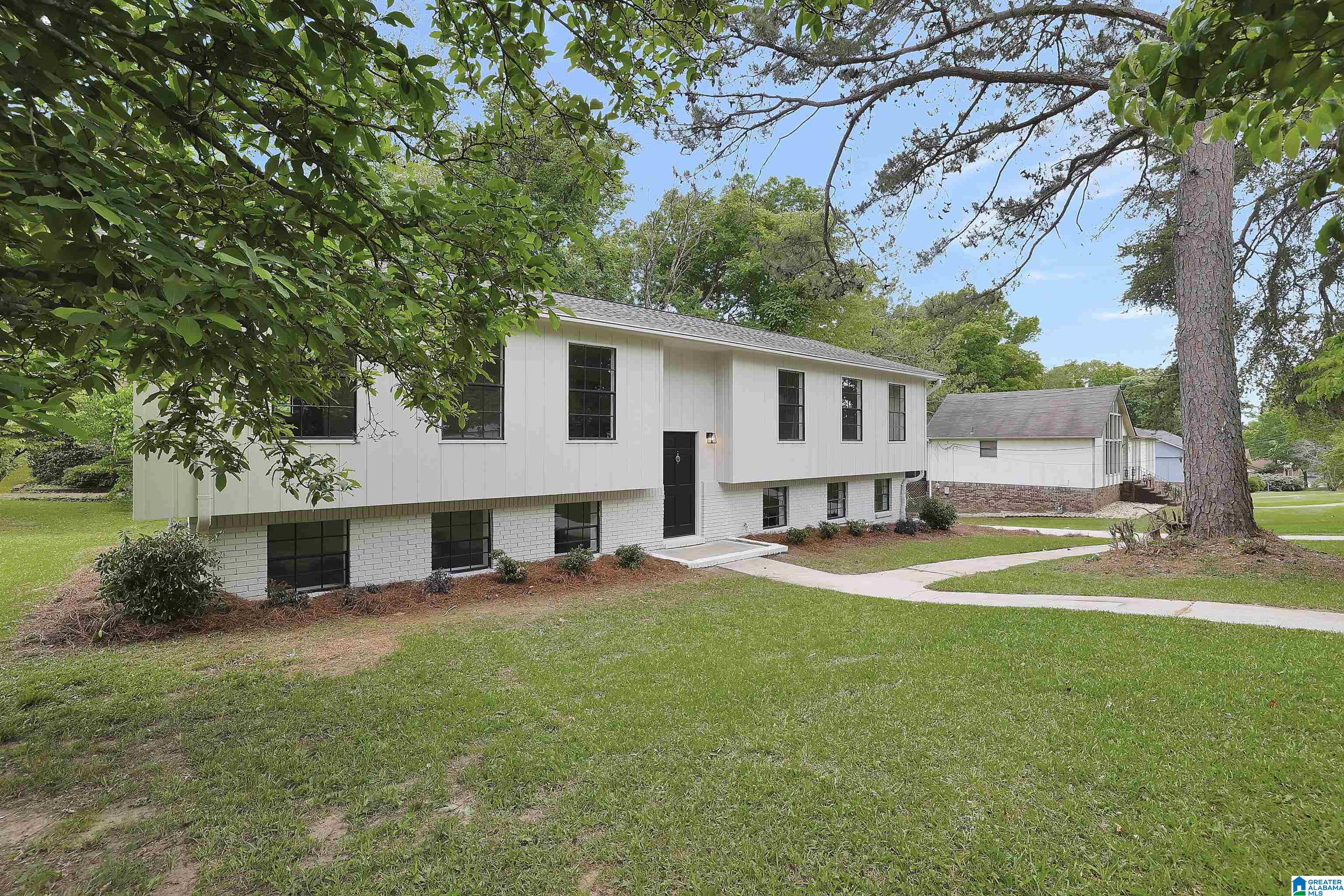 203 11th Place Pleasant Grove, AL 35127 - Photo 28 of 34