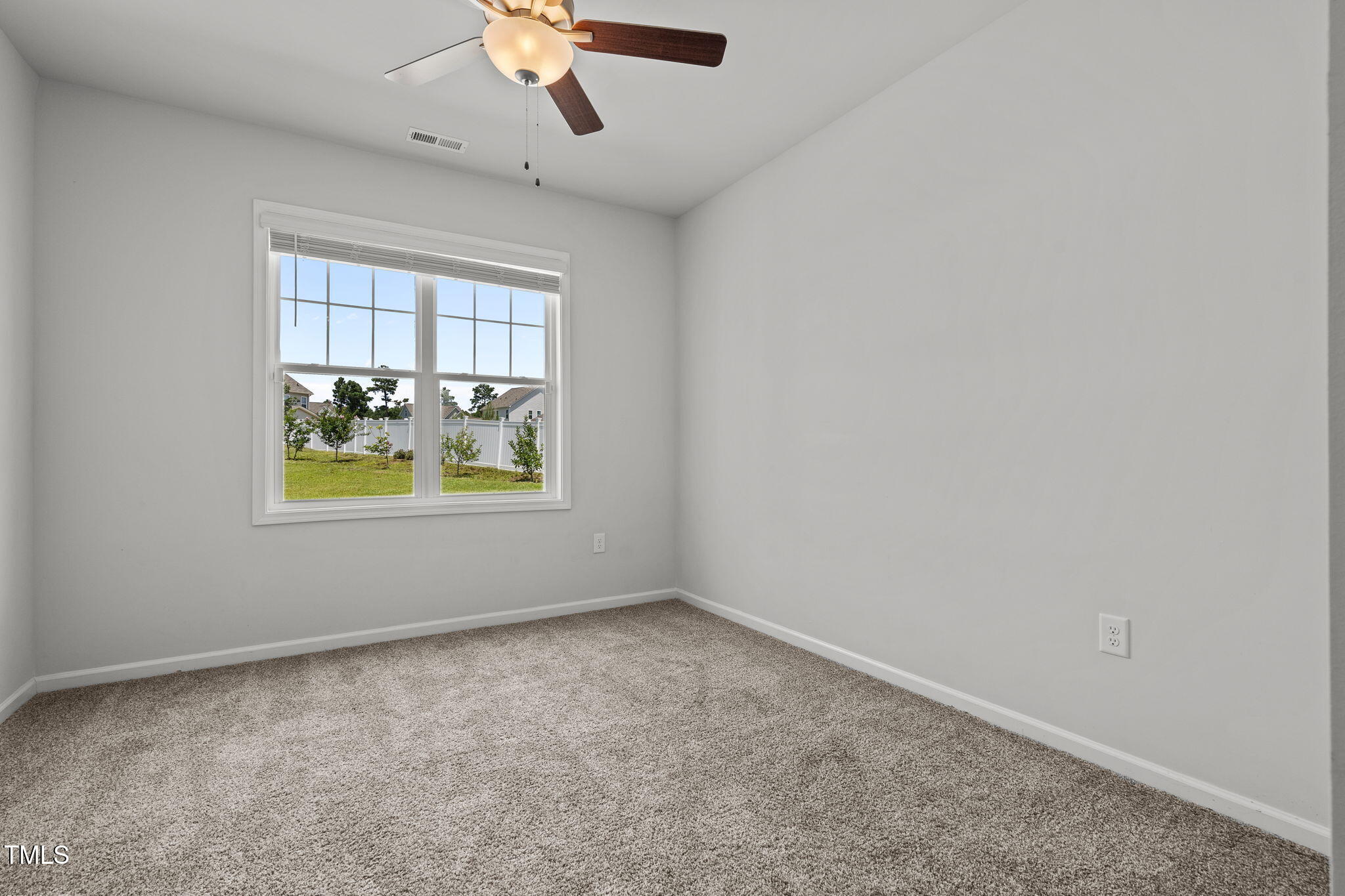 131 Sandy Springs Road Aberdeen, NC 28315 - Photo 28 of 61 Guest Bedroom (a)_Level 1